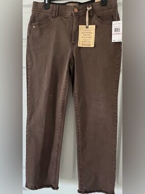 NWT Democracy Brown Jeans